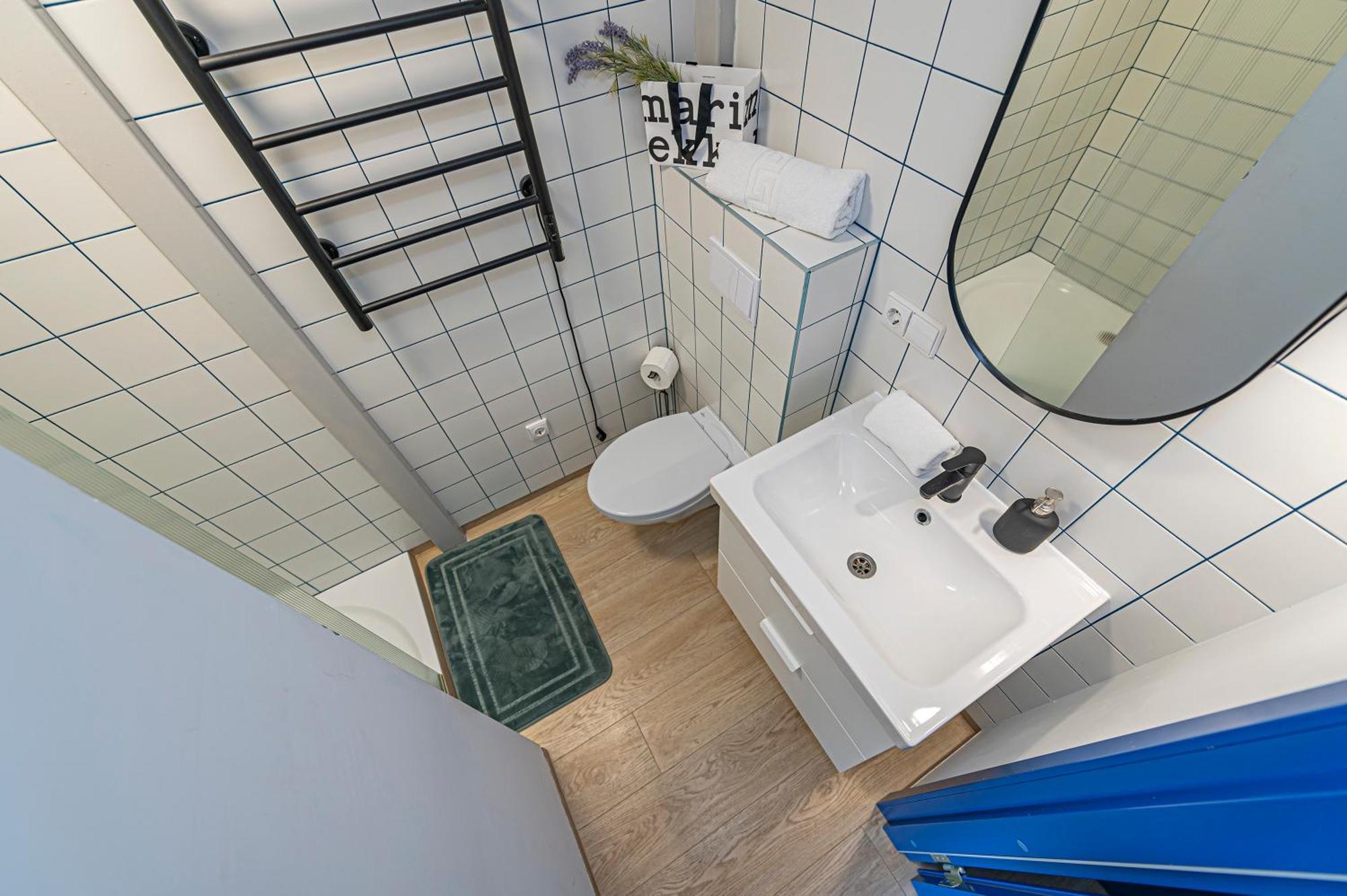 Mini Loft 1 Bd Apt By Hostlovers Каунас Экстерьер фото
